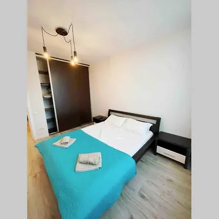 Cozy apartment between Mamaia&Constanta *